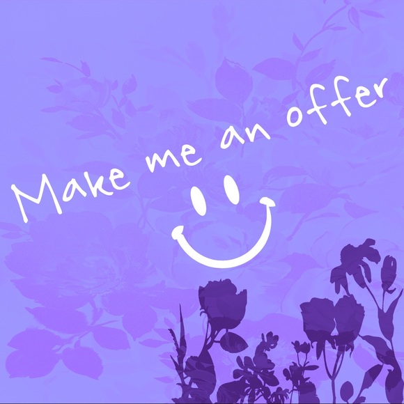 Meet your Posher, Melissa - Picture 1 of 3